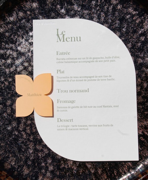 Menu et marque-places de mariage collection Olirose